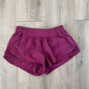 Lululemon Hotty Hot Short